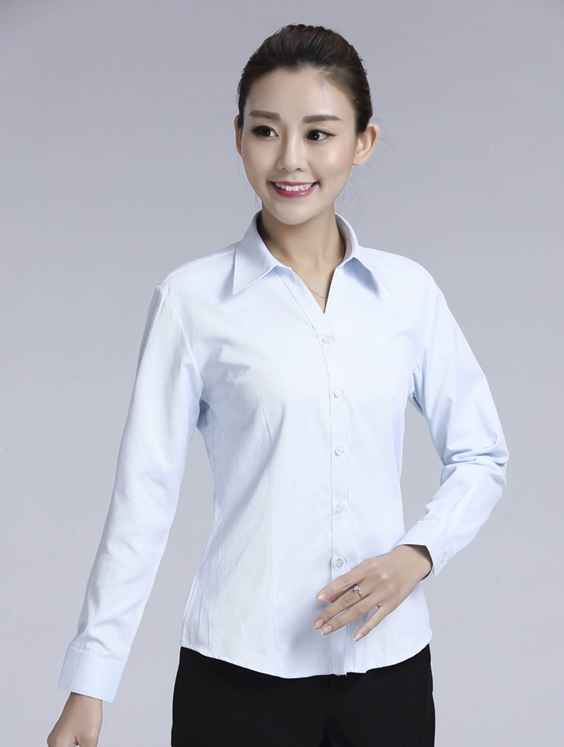 淺藍色斜紋女款滌棉翻領(lǐng)長袖修身襯衫-1383#