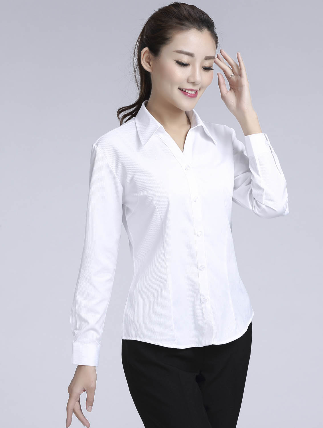 白色暗條紋女款滌棉翻領(lǐng)長(zhǎng)袖修身襯衫-612#